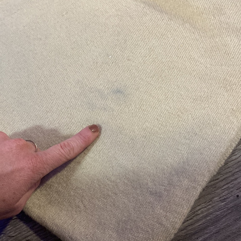 100% Cashmere Shawl - Picture 8 of 8